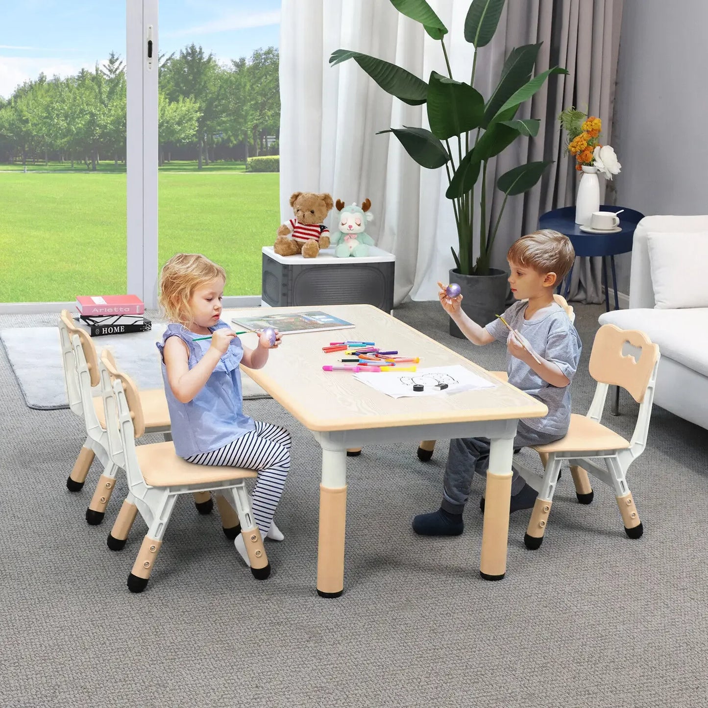 Kids Table and 4 Chair Set
