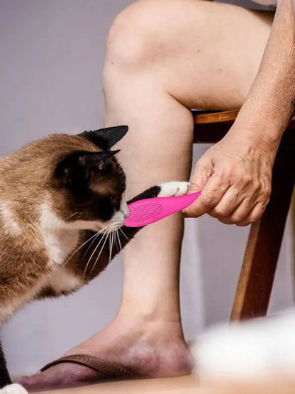 Cat Chin Brush Soft Chin Scrubber